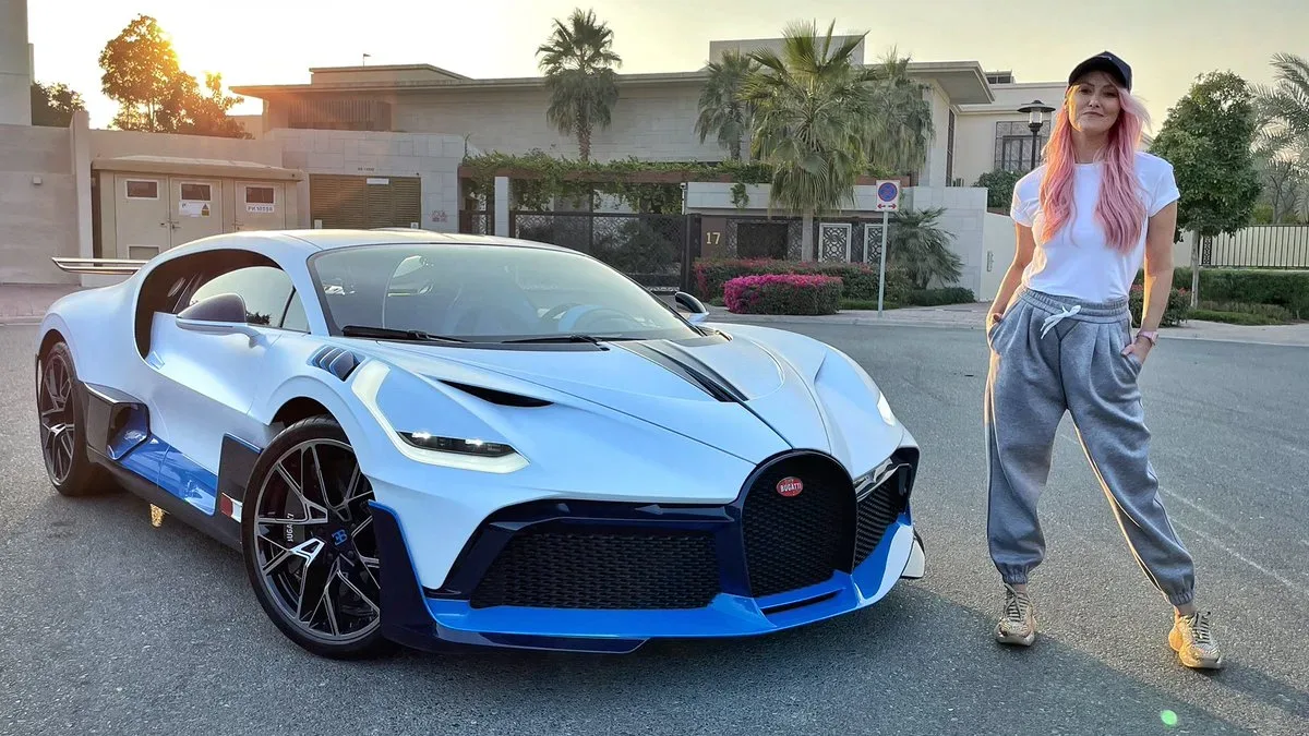 Supercar Blondie